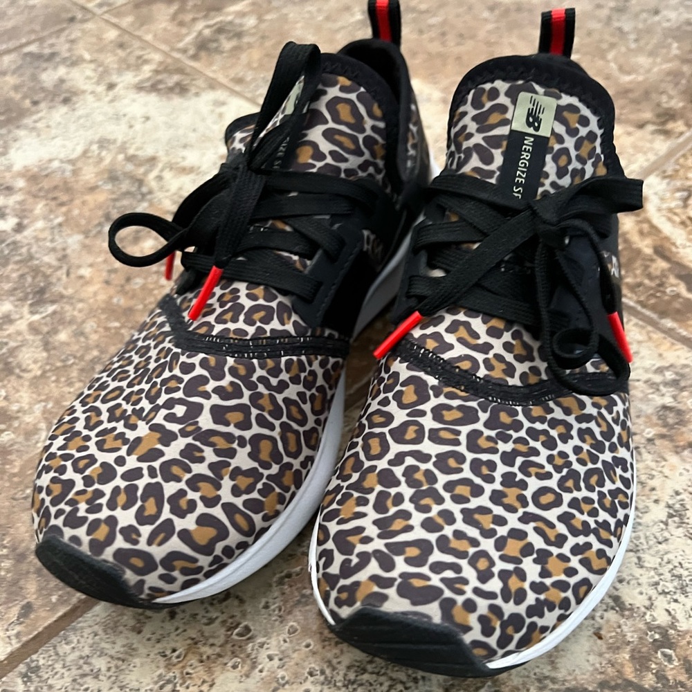 New Balance Nergize sport Leopard print tennis shoes